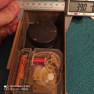ANCIENNE PENDULETTE RÉVEIL à restaurer ou pour pièces EUR 44,50