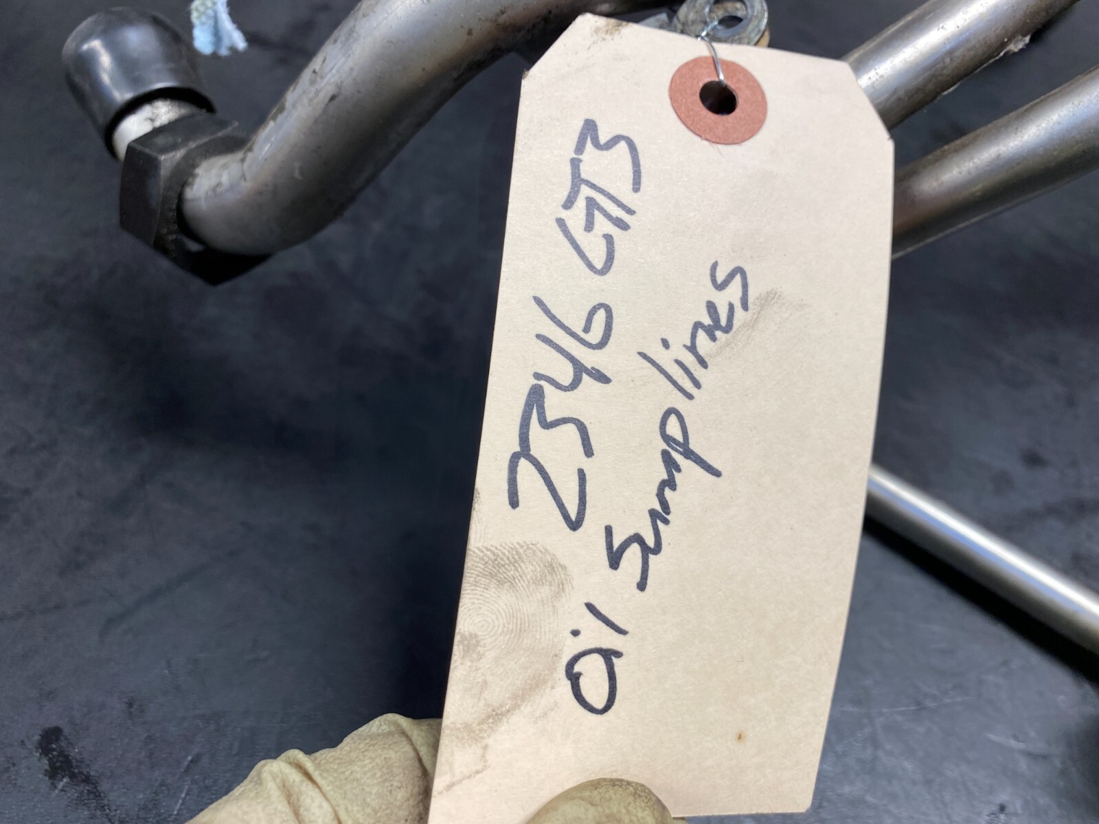 Porsche 911 GT3 2004 Oil line