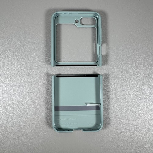 CASEOLOGY Coque Parallaxe pour Galaxy Z Flip6 - Vert Sauge Motif Hexagonal 3D | OCCASION - Photo 3 sur 18