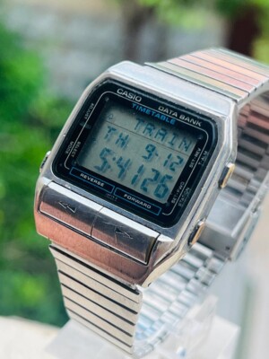 RARE Vintage Casio 662 DBT-700 DATA BANK Digital TIMETABLE Mens RARE Vintage Casio 662 DBT-700 DATA BANK Digital TIMETABLE Mens