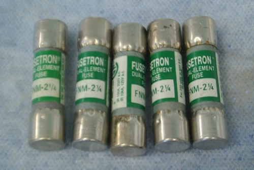 LOT of 5 / BUSS FNM-2-1/4 DUAL-ELEMENT FUSE / 2-1/4A / 250V