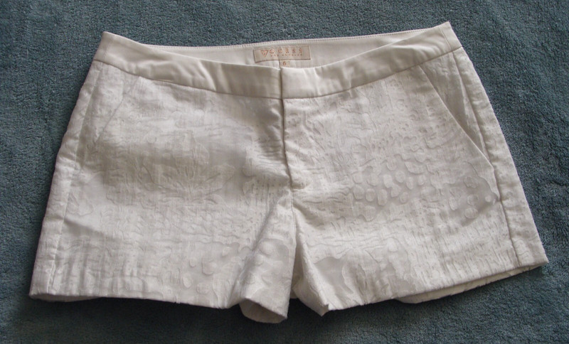 GUESS White "BURN OUT RAYON" Shorts Sz 6 (2.5 Inch Inseam)