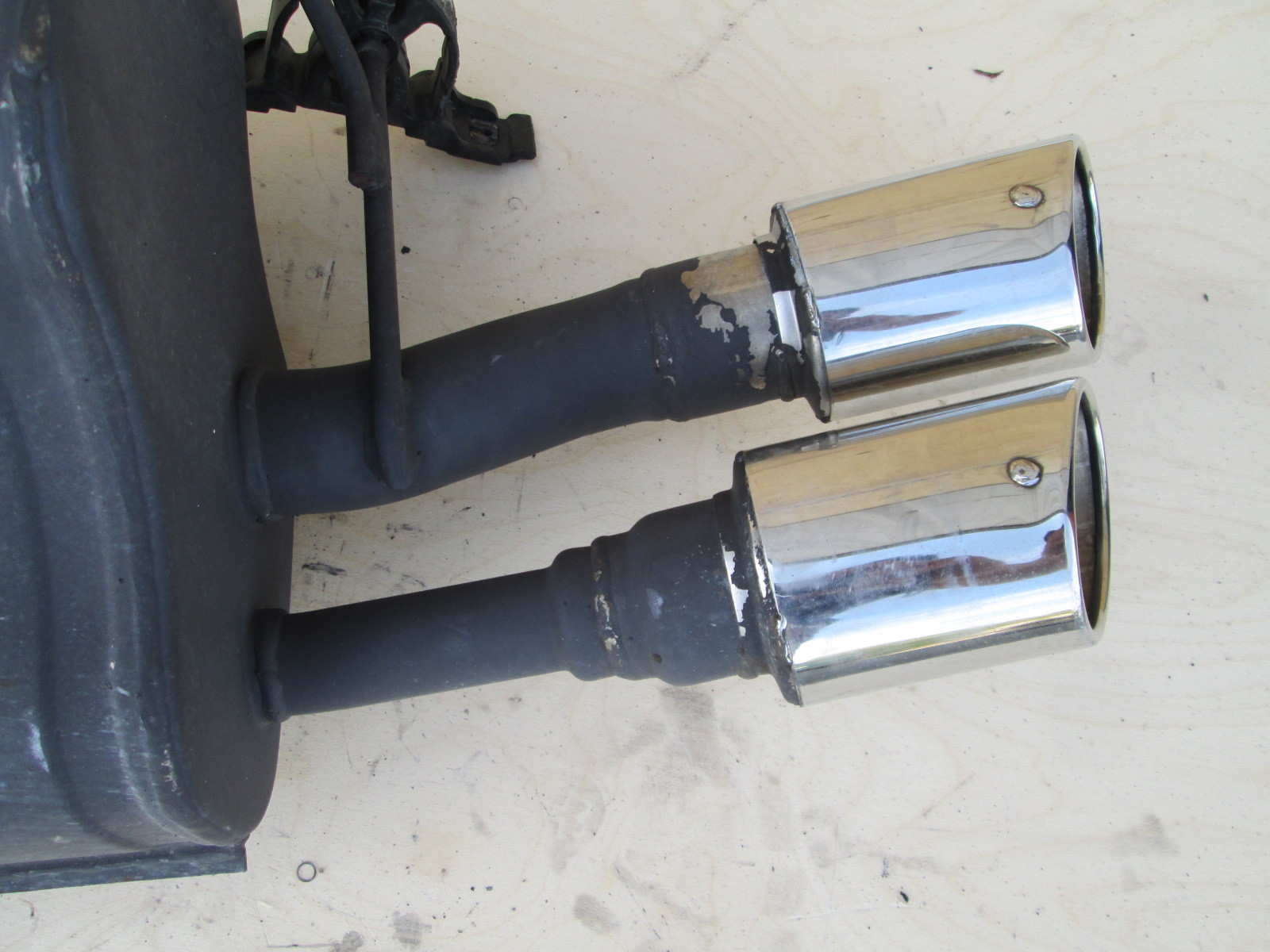 Maserati Quattroporte  - RH Rear Exhaust Muffler - Part # 201253