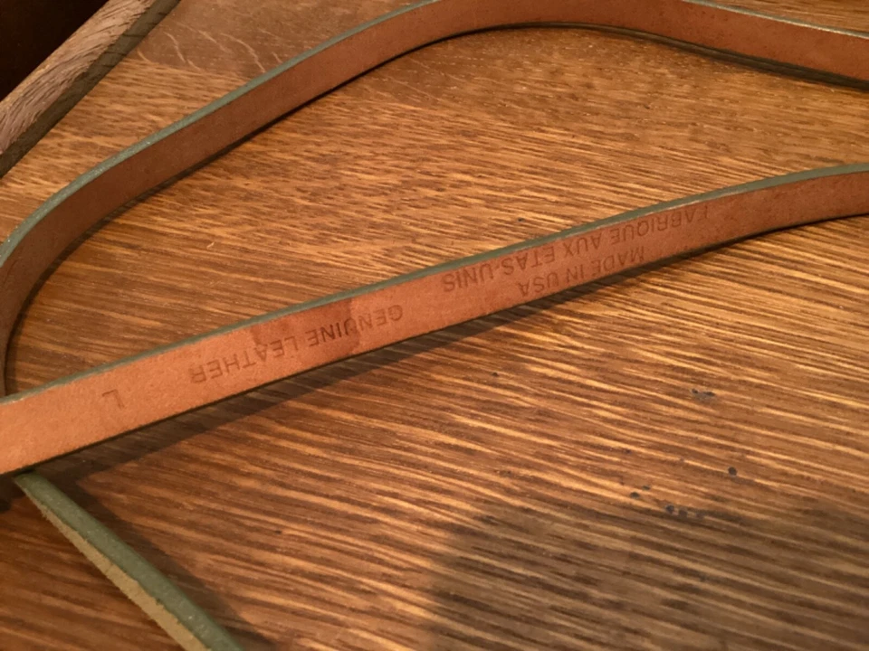 CINTURÓN ANTHROPOLOGIE TALLA GRANDE GAMUZA GRIS VERDOSO CON INTERESANTE HEBILLA Foto 3 de 3