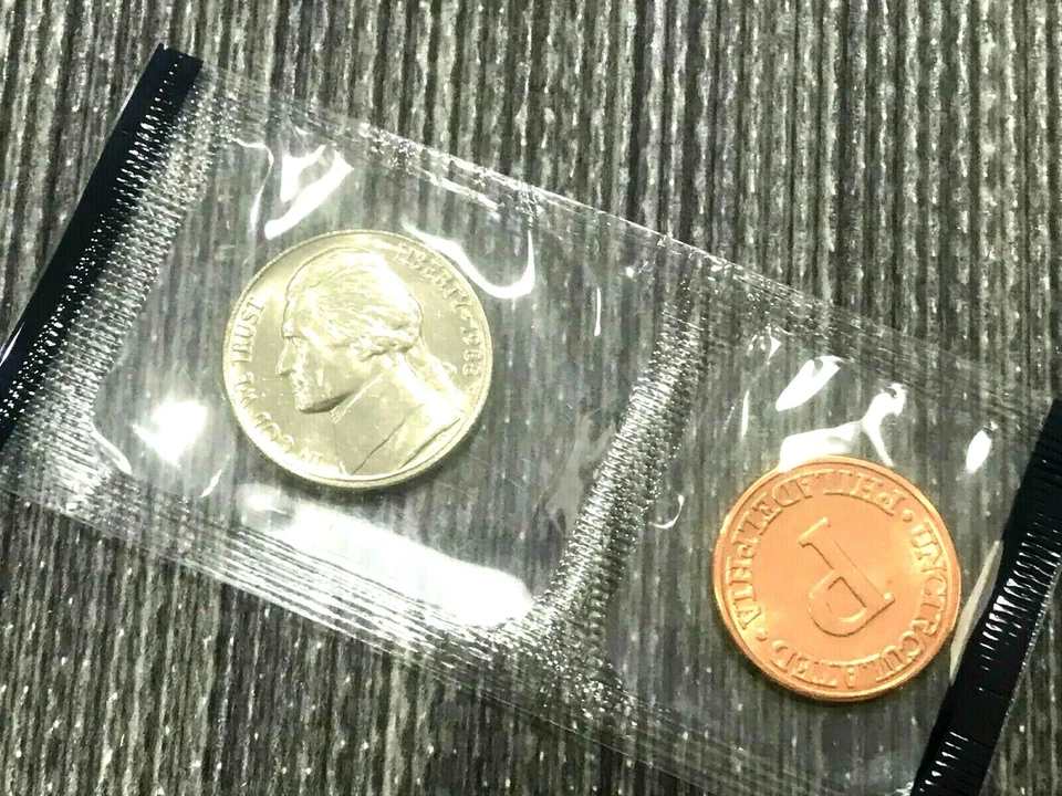 1986 P D S  Jefferson Nickel +Token From Mint Sets  & Cameo  Proof (5 coin set) - Image 2 of 4