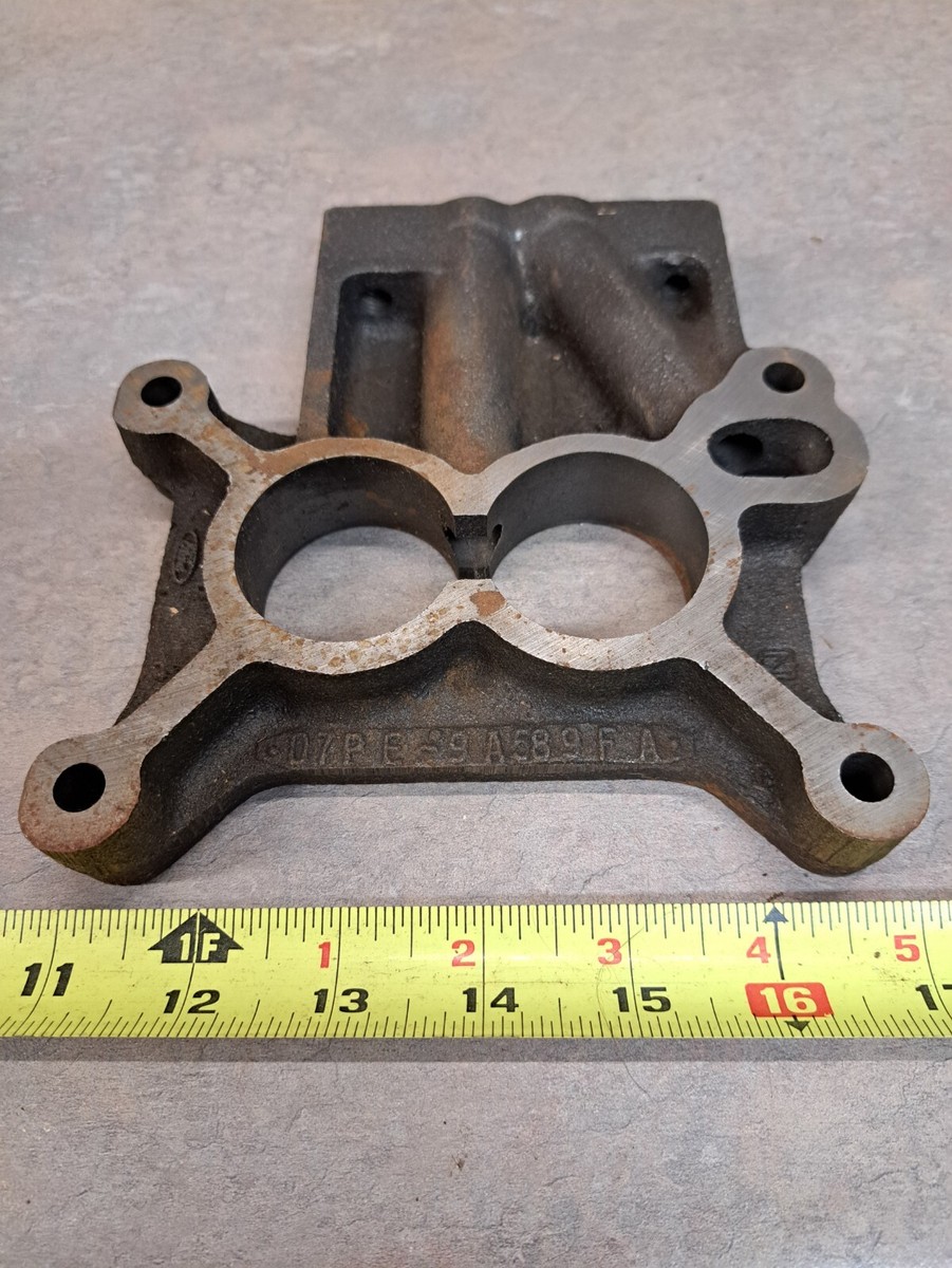 New Old Stock OEM Ford D7PE-9A589-FA Carburetor Spacer Motorcraft
