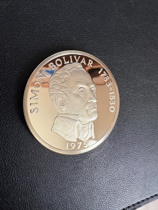 1975 Simon Bolivar 5oz Silver Proof Coin