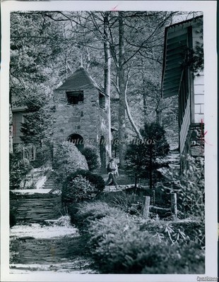 1965 Crossnare Schools Bronze Bell Campus Tower Historic Vintage Photo 6x8