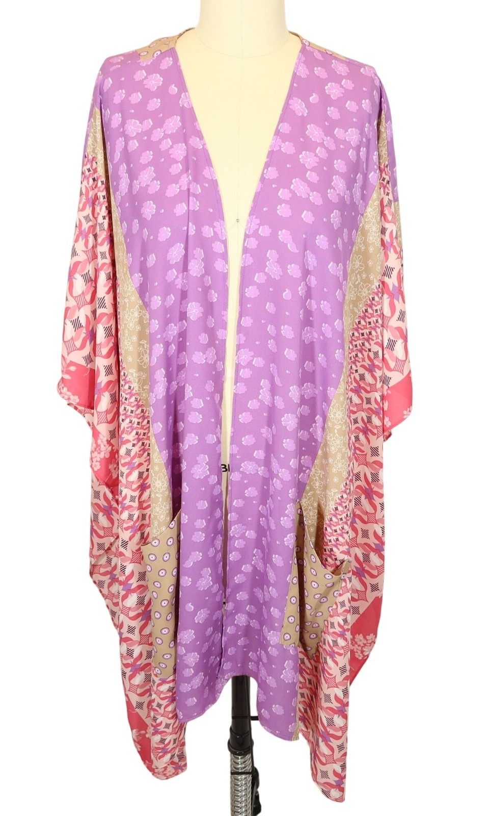 SUSAN GRAVER Patchwork Pattern Lightweight Kimono… - image 1