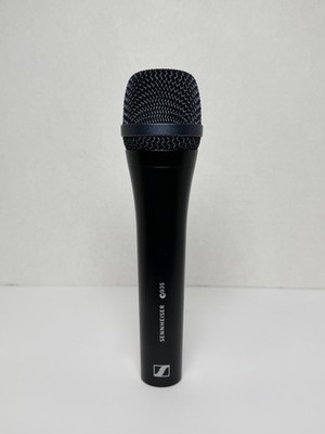 Sennheiser (e 935) Cardioid Dynamic Vocal Microphone