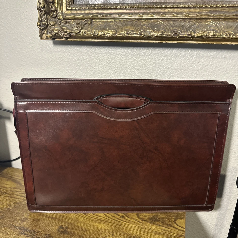 Maletín de Colección Oleg Cassini Cuero Adjunto Portafolio Asas Caídas Cremallera 17x12 Estuche Foto 3 de 4