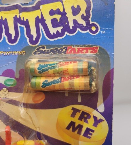 Tapper Candies: SPITTER Grasshopper SweeTARTS Dispenser 1st Edition (1998) - Picture 4 of 16