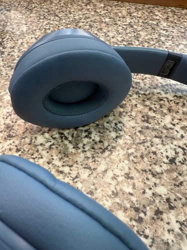 Beats Solo 4 Bluetooth Kopfhörer Headset Blau - guter Zustand - Bild 4 von 10