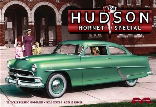 Moebius Models 1/25 1954 Hudson Hornet Speciale Plastica Modello Kit Auto 1214