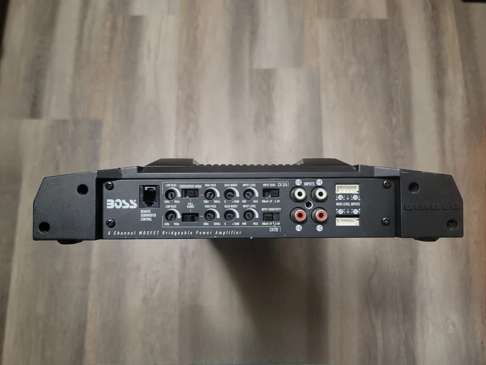 BOSS D550.4 - 4 Channel Power Amplifier - Image 4 of 4