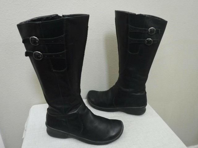 keen bern boots