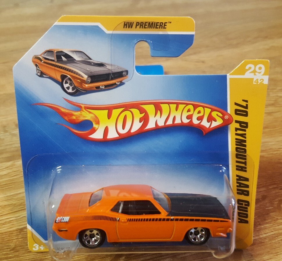 Hot Wheels '70 Plymouth AAR Cuda Muscle Mania 2010 Short Card