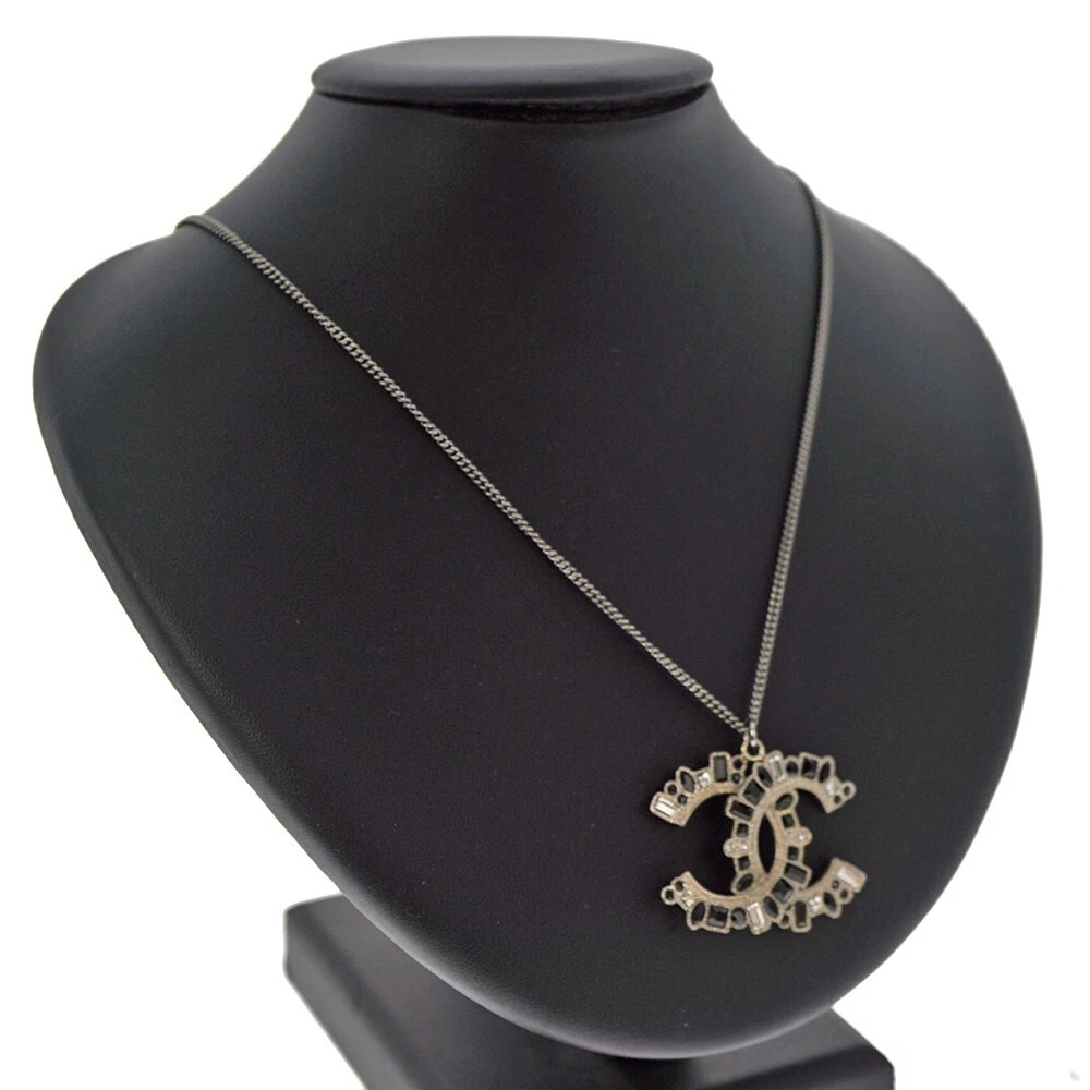 Popular 2024 stone necklace