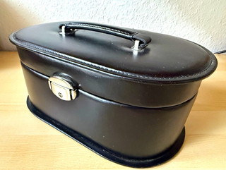 Schmuckkasten oval schwarz Kunstleder mit Spiegel Samt Futter Tragegriff Etui