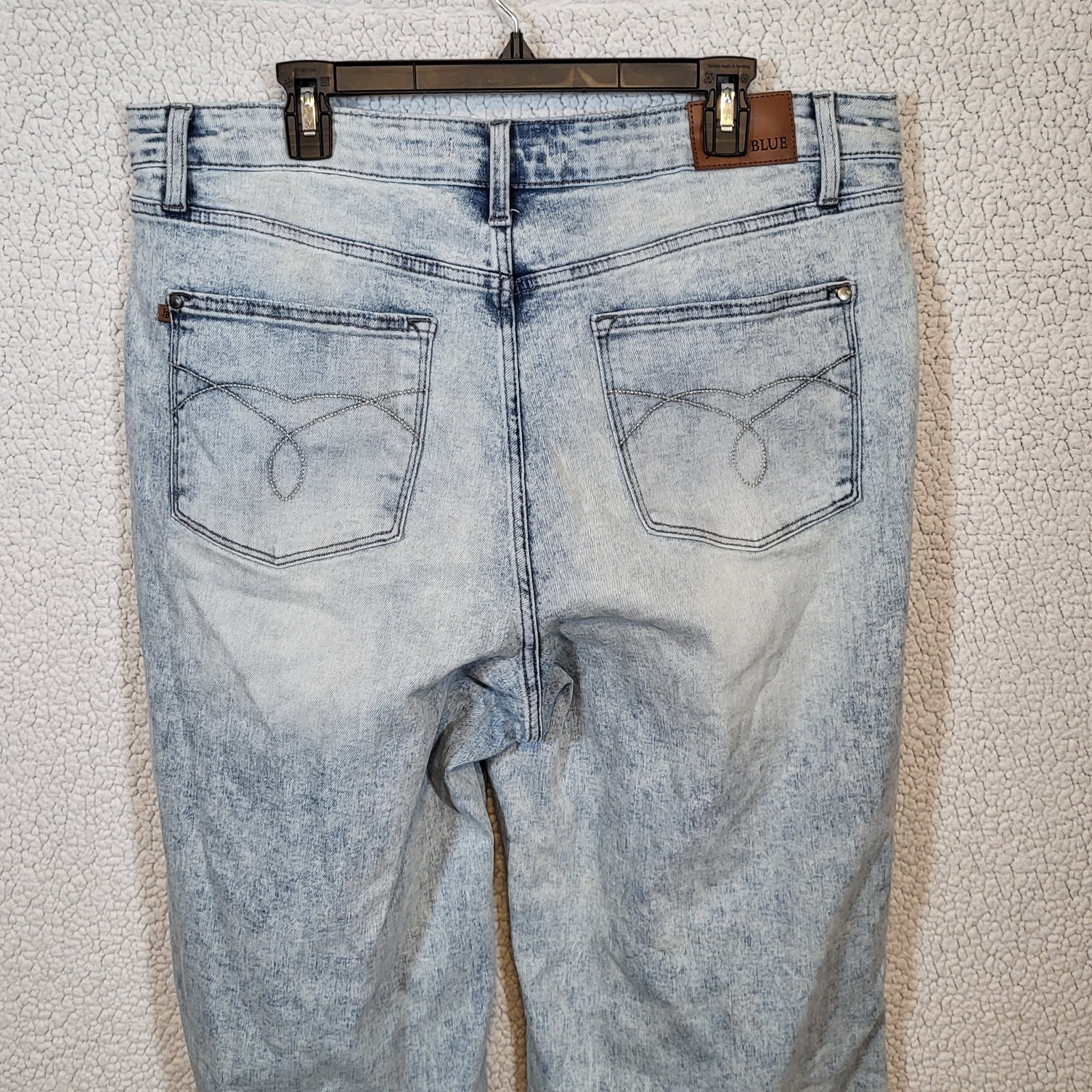 Picture 4 of 20