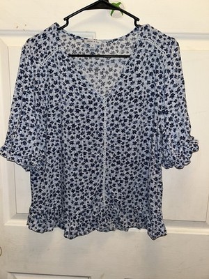 Floral & Ivy Women s M Blue/White Floral Ruffle V-Neck 3/4 Sleeve Blouse