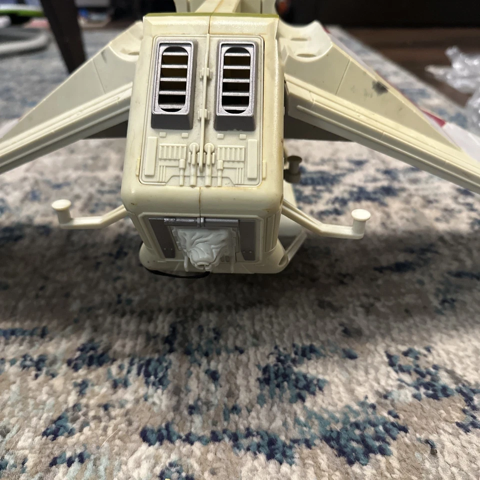 Star Wars Attack of the Clones Republic Gunship 2002 piezas faltantes incompletas Foto 3 de 3