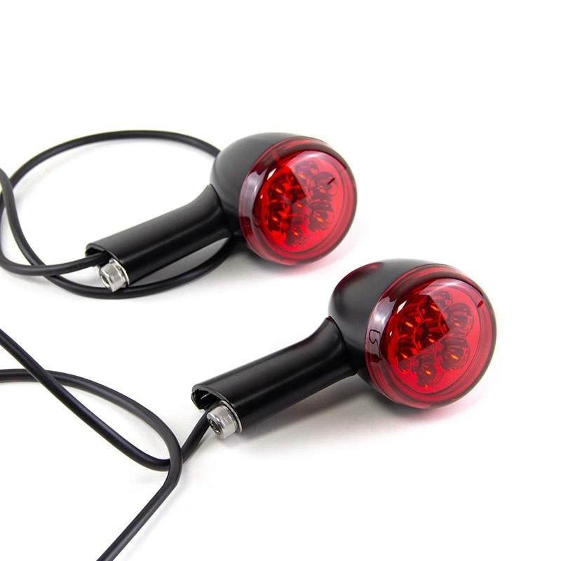 Señales de giro traseras LED luz roja aptas para Harley Sportster XL 883 1200 1992-2022 Foto 3 de 4