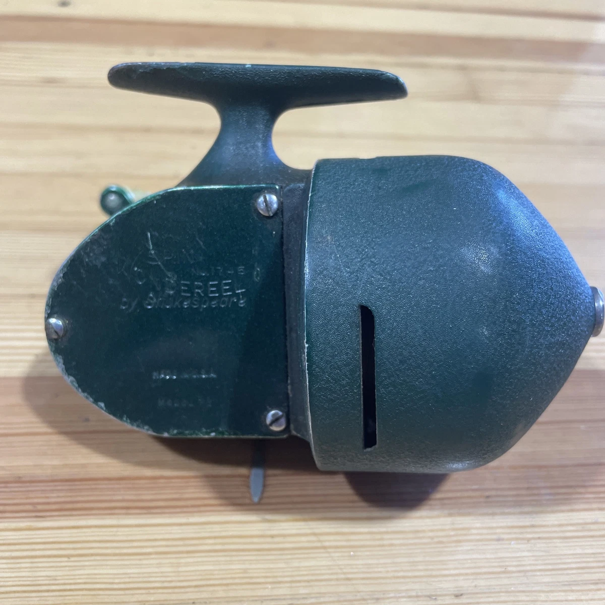 Shakespeare Wondereel In Vintage Spinning Fishing Reels for sale