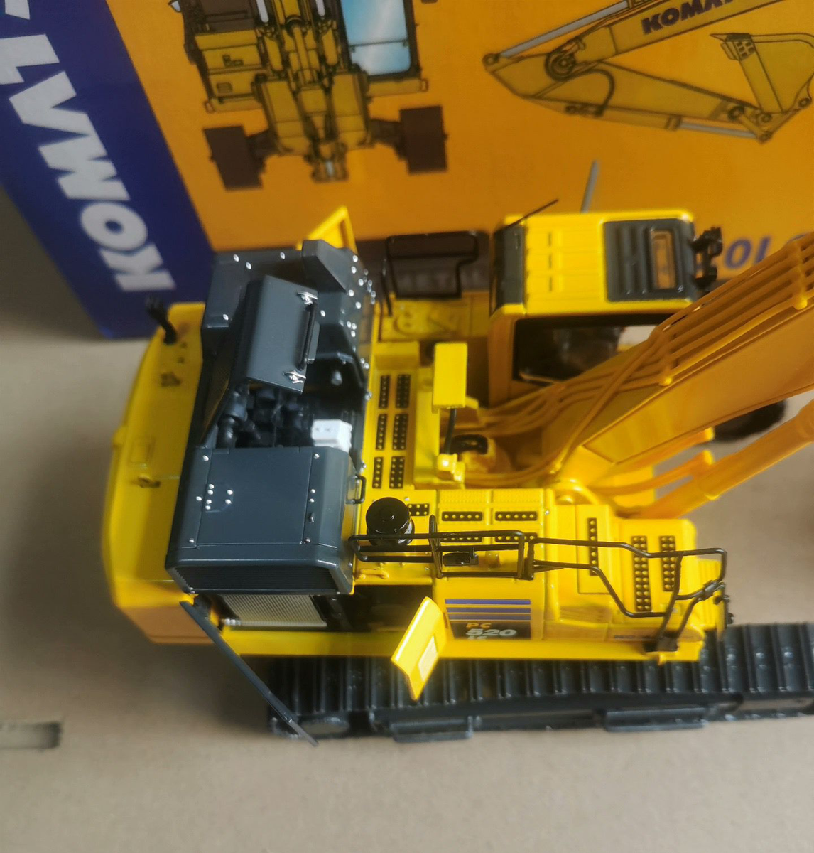 RARE! Komatsu PC520LC-11MO Hydraulic Excavator 1:43 DieCast RARE! Komatsu PC520LC-11MO Hydraulic Excavator 1:43 DieCast