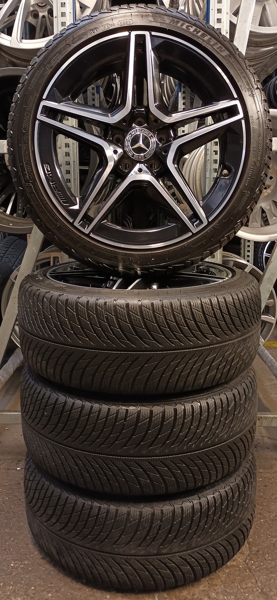 ベンツ AMG 純正　ホイール　235/40R18　4本　A CLA ミシュラン ベンツ AMG 純正ホイール235/40R184本A CLA ミシュラン