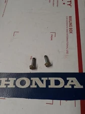 Honda TRX250ex TRX 250ex  Voltage Regulator Rectifier mounting bolts oem 