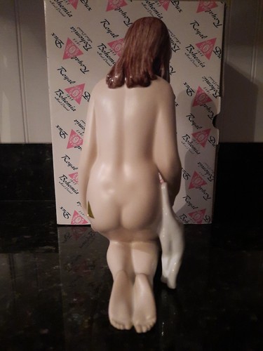 ROYAL DUX NAKED GIRL WITH CAT FIGURINE BT JIRI CERNOCH - Picture 3 of 6