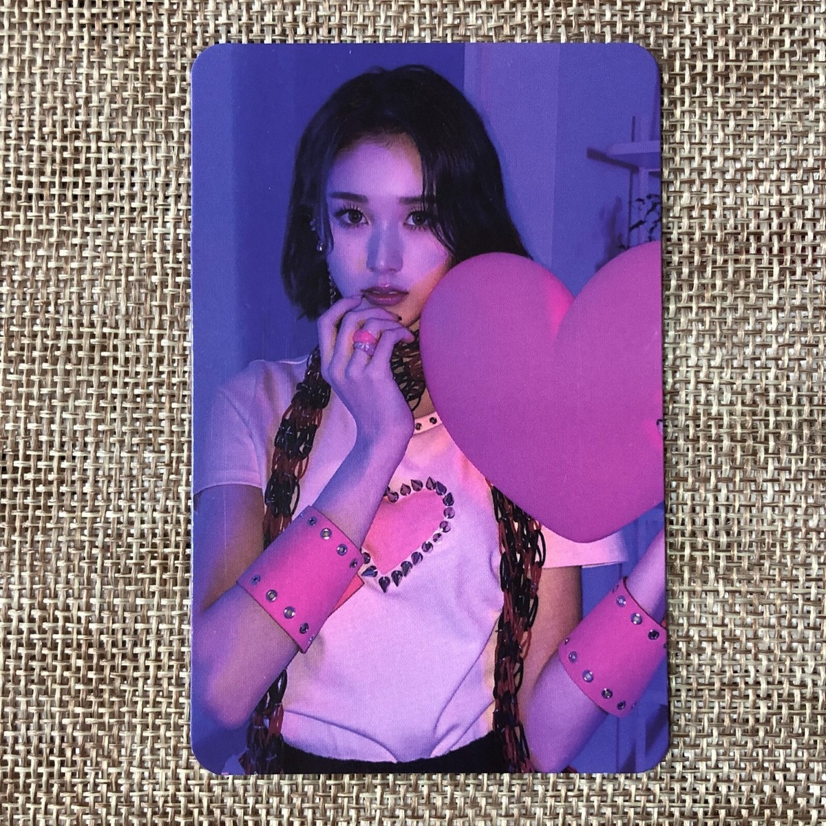 stayc ユン　トレカ　ブレスレット MD young luv.com STAYC J [ YOUNG-LUV.COM ] Official Photocard, 2nd Mini / New
