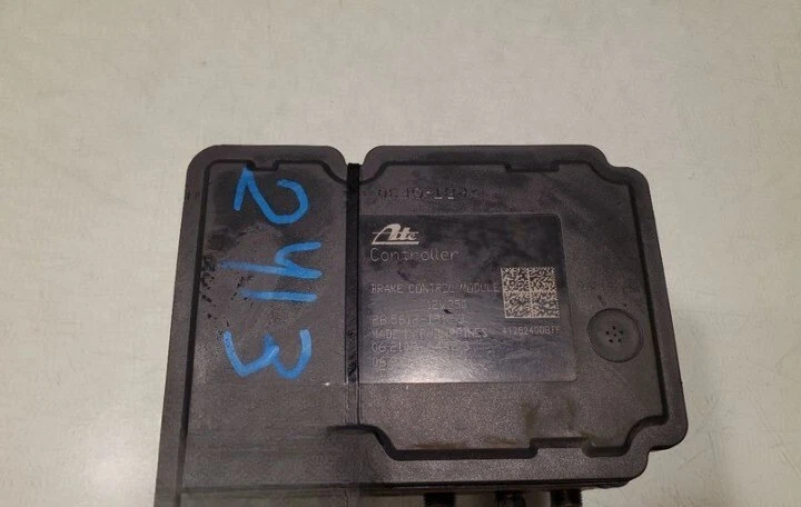 Módulo de bomba de freno antibloqueo Mazda 3 Abs 2012-2013 control dinámico de estabilidad Foto 2 de 4