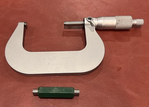 Mitutoya 2"-3" Outside Micrometer with Original plastic case #101-119 Res .0001