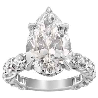 Fine Brilliant Pear Cut 3.70CT Natural CZ With Round Cut CZ Solitaire Women Band