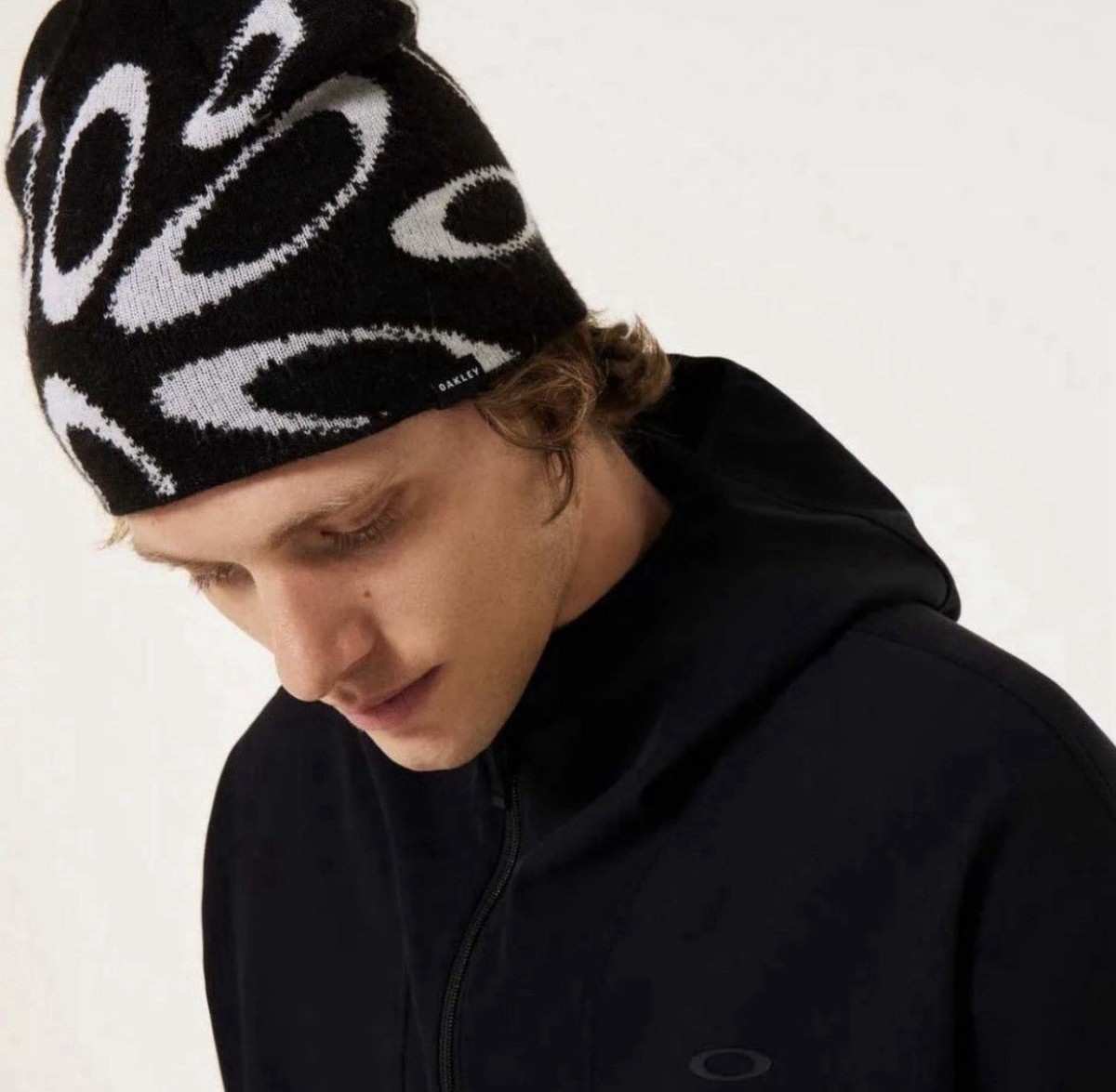 帽子 Oakley Ellipse Graphic Beanie New Oakley Ellipse Graphic Beanie • Y2K Cap Hat Skull Cap Flame