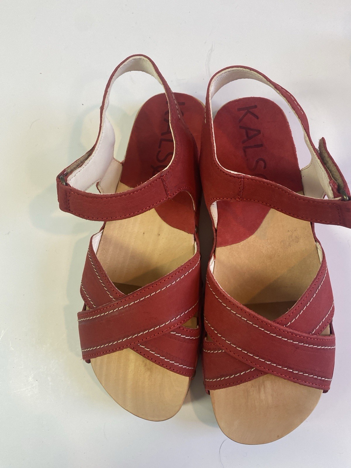 NWOB Kalso Womens Sandals Serene Negative Heel Earth Wood Clog Size 9 Cherry Red image 7