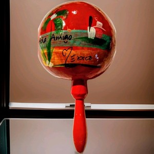 VTG MEXICAN MARACA  FOLK ART HAND PAINTED GOURD SINGULAR MUSIC MAKER DECOR P