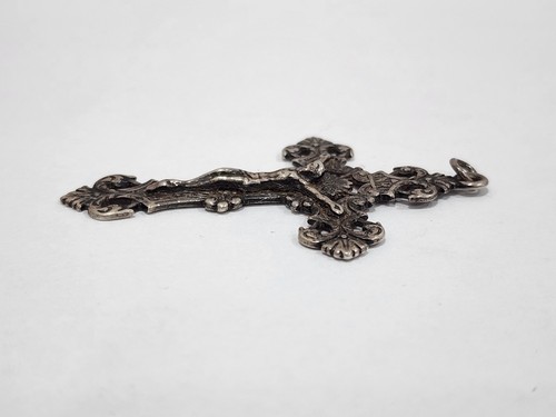 Vintage Antique Sterling Silver Cross Religious Pendant - Picture 4 of 9