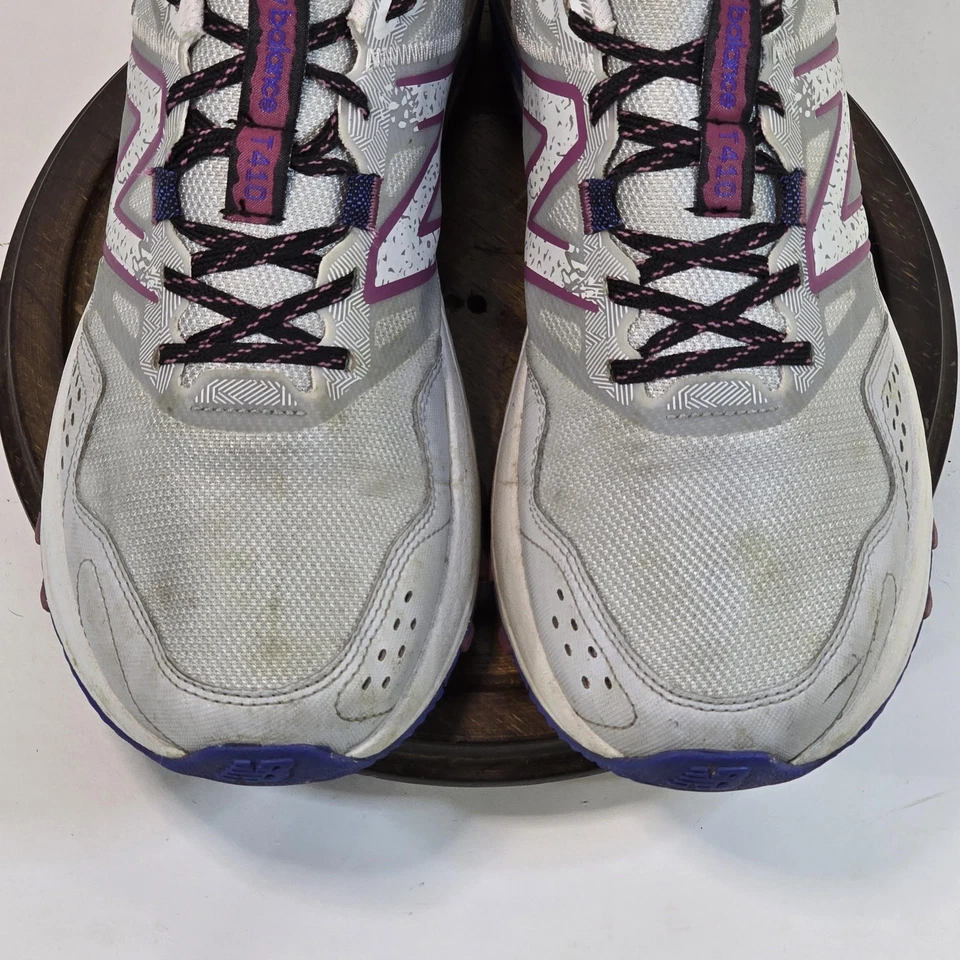 New Balance 410v8 Trail Shoes Womens Size 11 WT410LR8 Running Athletic Sneakers - Image 3 of 4