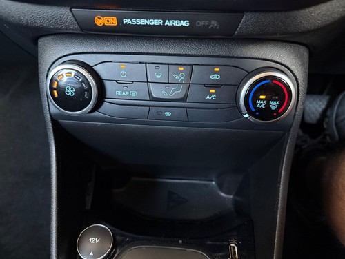 Ford Fiesta 1.0 EcoBoost Automatic 33 k FSH - Picture 24 of 24