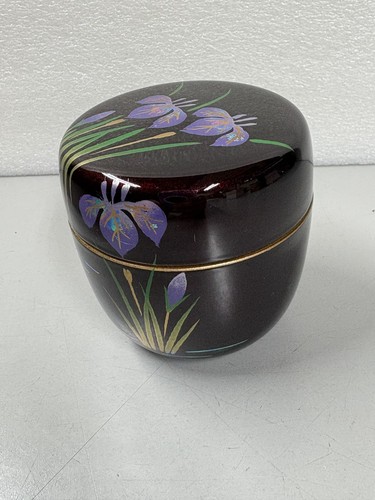 Japanese Lacquerware Natsume Tea Caddy – Raden Iris Design for Tea Ceremony - Picture 4 of 13