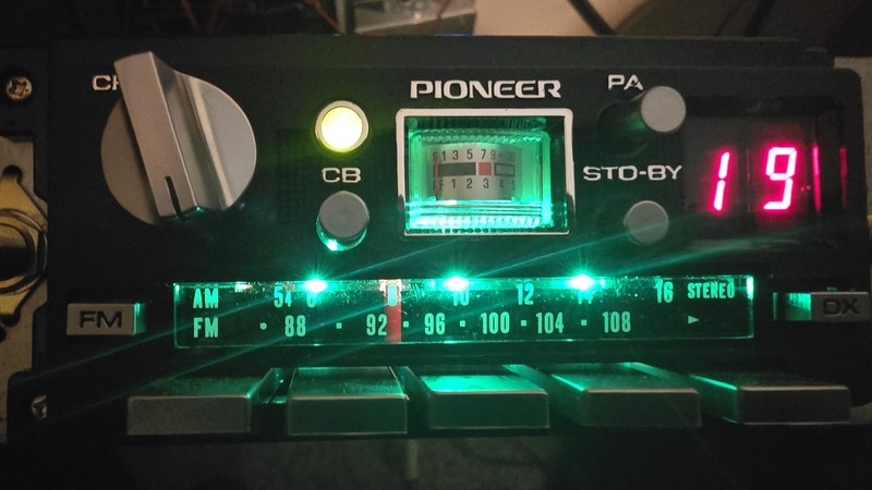 Pioneer GT-6600 CB Transceiver with AM-FM Stereo