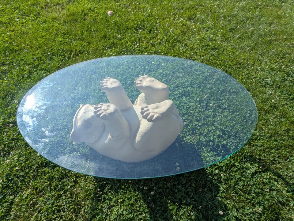 Mesa de centro vintage con tapa de vidrio ovalada Polar Bear de Lane Foto 2 de 4