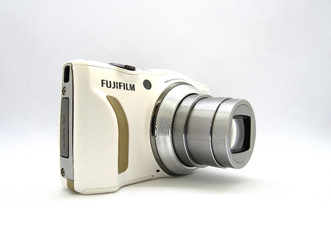 FUJIFILM FINEPIX F820EXR WHITE デジタルカメラ Amazon | FUJIFILM デジタルカメラ 1600万画素 ズーム光学18倍