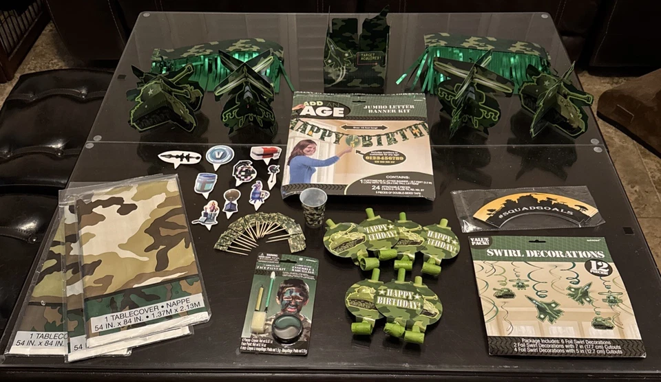 Suministros y decoraciones para fiestas del ejército, camuflaje, militares y Fortnite - 49 piezas Foto 2 de 4