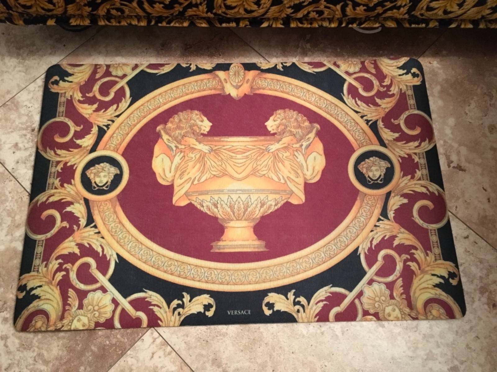 Tapis Versace : Un top 5 des modèles les plus onéreux !