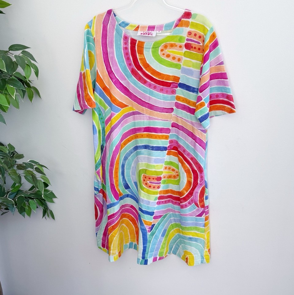 Lordy Dordie Womens Size M Shift Dress Short Sleeve Bright Pattern Pockets