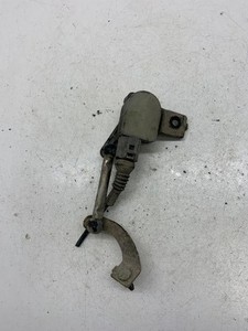 AUDI A6 Avant 4F5, C6 Niveausensor vorne links 1T0907503 2.70 Diesel 33814331